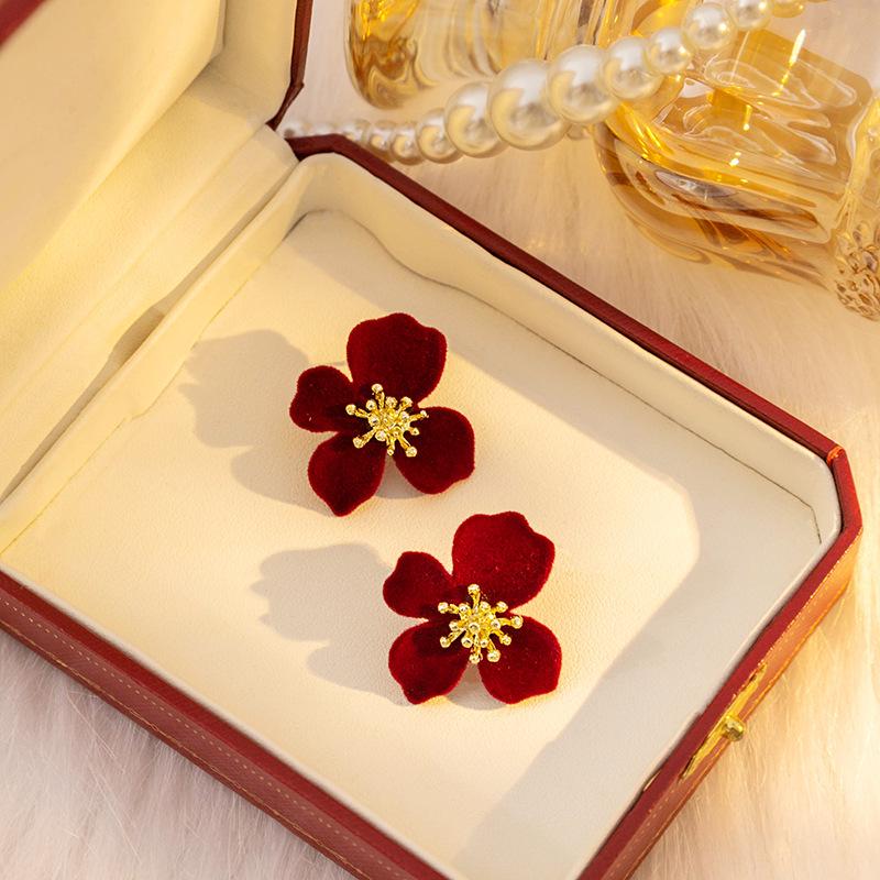 2024 Burgunderrote Ohrringe mit Schleife: Silbernadel, eleganter chinesischer Stil für Neujahr und Frühlingsfest