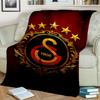 Přikrývka Galatasaray Crest Glory Vhodná na pohovky, postele, do kanceláří a na kempování - Perfektní dárek na Halloween a Vánoce