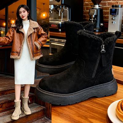 Snow Boots Women's New Winter Fashion Versatile Cold-resistant Warm Piled Thickened Boots Non-slip Cotton Shoes