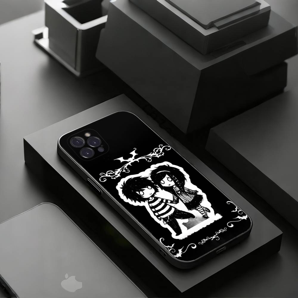 Love Black and Cute Emo Phone Cases For iPhone 17 16 15 14 13 12 11 Pro Max Plus Luxury Camera Protection Plastic