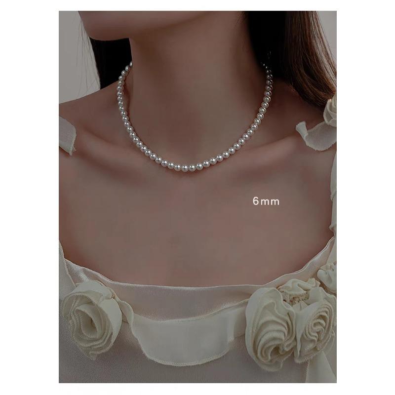 small rice bead pearl necklace women's new popular light luxury niche pearl collarbone chain can be stacked