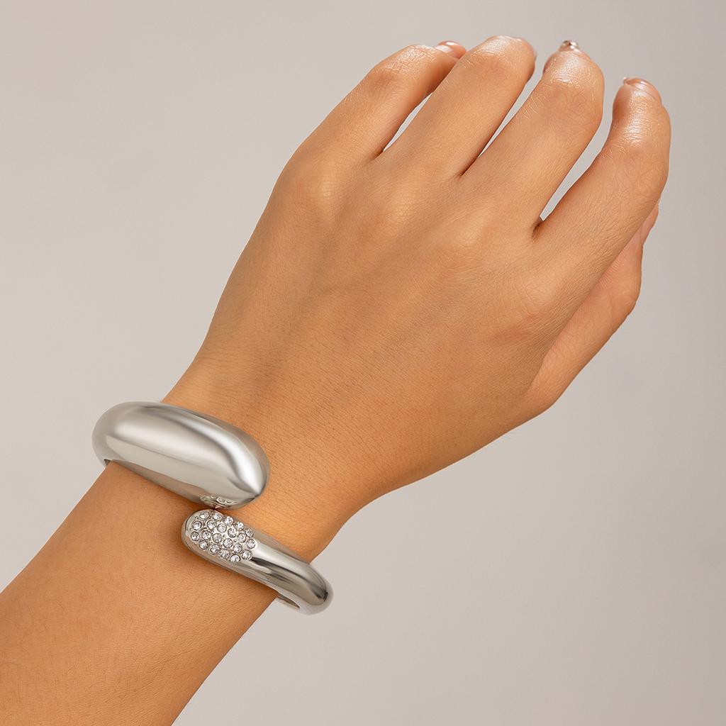 SHIXIN Luxury Geometry Round Hug Chunky Bangles for Women Exaggerated Large Gold Color Alloy Bracelet Wedding Jewelry Accessory