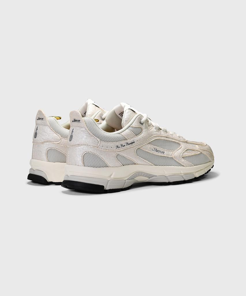 The Mercer Brand (U) The Re-Run Pineapple 2.0 White