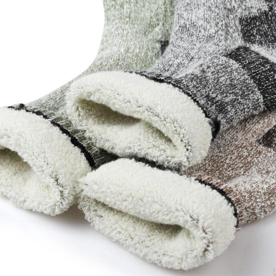 Men Fleece-Lined Socks Winter Thermal Hiking Socks Thick Warm Terry Mid-Calf Socks for Outdoor Sports Skiing Running Daily Wear