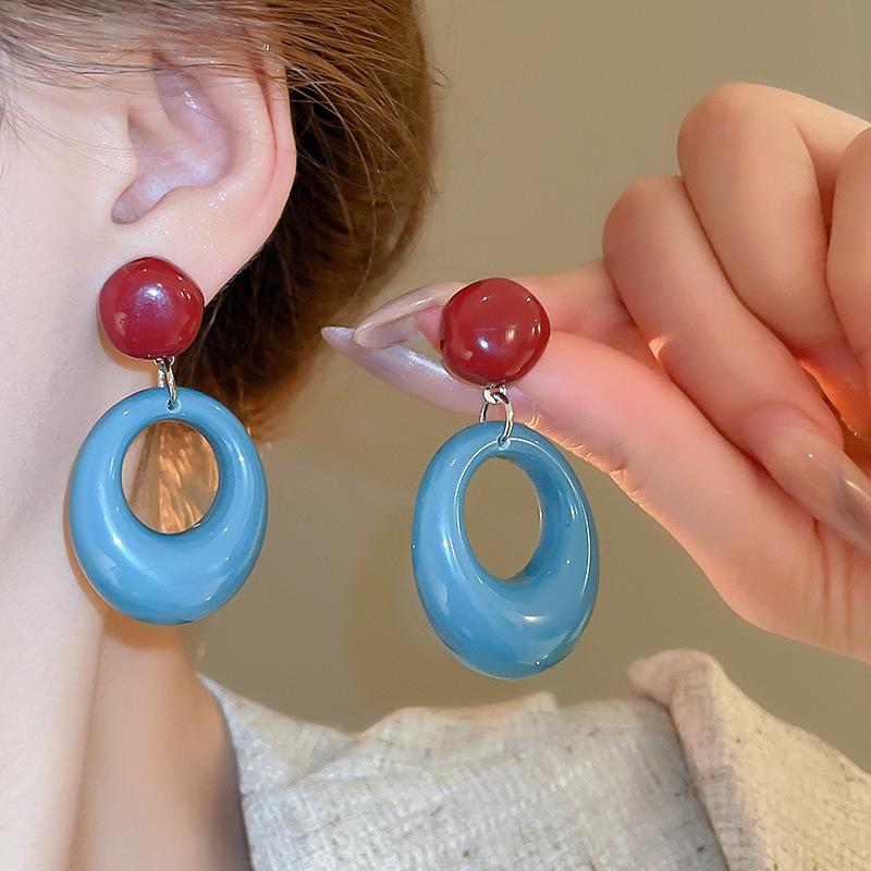 Faye Wong Pink Shrimp Cracker Earrings 2025 Year of the Snake Spring Festival Studs - European and American High-End Fashion.