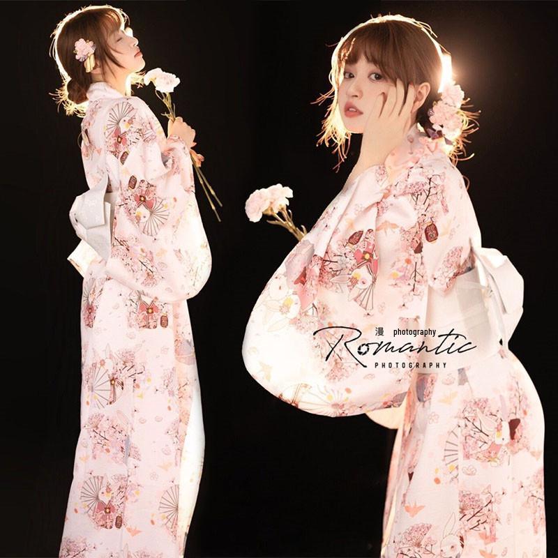 Japanese Furisode Kimono: Women's Traditional Formal Wear for Photography
