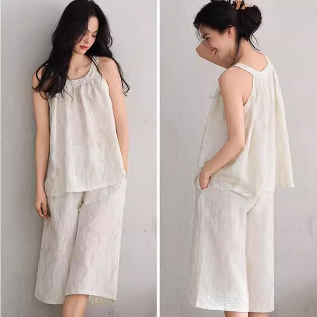 New Pajamas with Chest Pads Women's Summer Suspender Cropped Pants Han Fan Can Wear Outside Loungewear Suit
