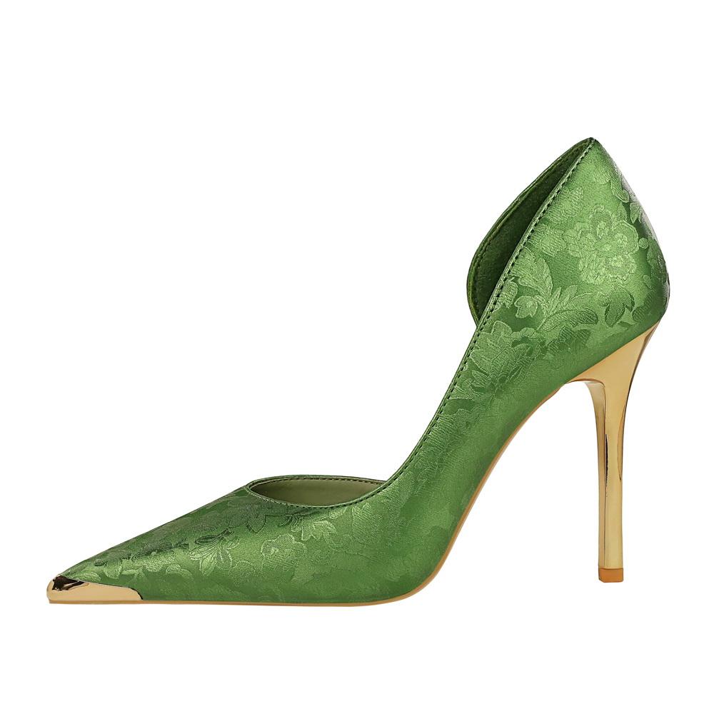 Scarpe Donna Stile Nazionale da Banchetto Tacchi Alti Tacco Sottile Bocca Bassa Laterali Vuote Raso Metallo Punta Appuntita Scarpe Singole