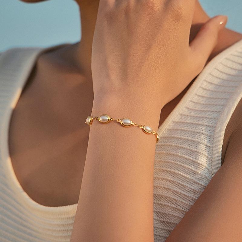 Gold Plated Color Retention Faux Pearl Elegant Women Bracelet