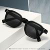 Retro Classic Square Sunglasses Women Men UV400 Designer Glasses Fashion Rivet Eyewear Personalized Brand Eyeglasses