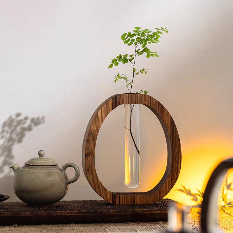 Nussbaumholz Chinesischer Stil Massivholz Blumenvase Schreibtisch Glas Mini Hydroponischer Blumenhalter Luxus-inspiriert Elegant Dekorativ