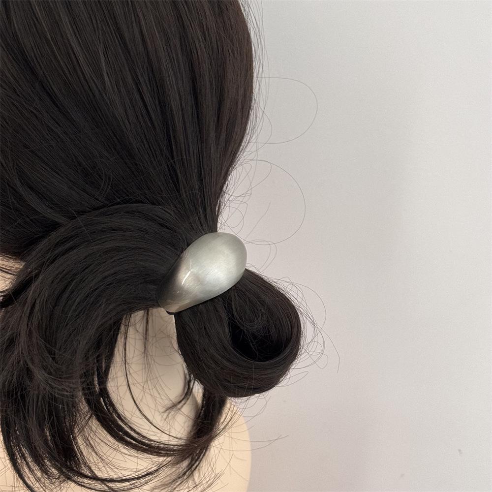 Korean Retro Elegant Elastic Hair Tie with Irregular Design