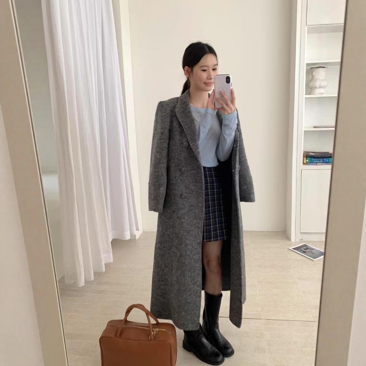 

2025 Autumn Women s High-End Double-Faced Cashmere Double-Breasted Wool Overcoat Medium