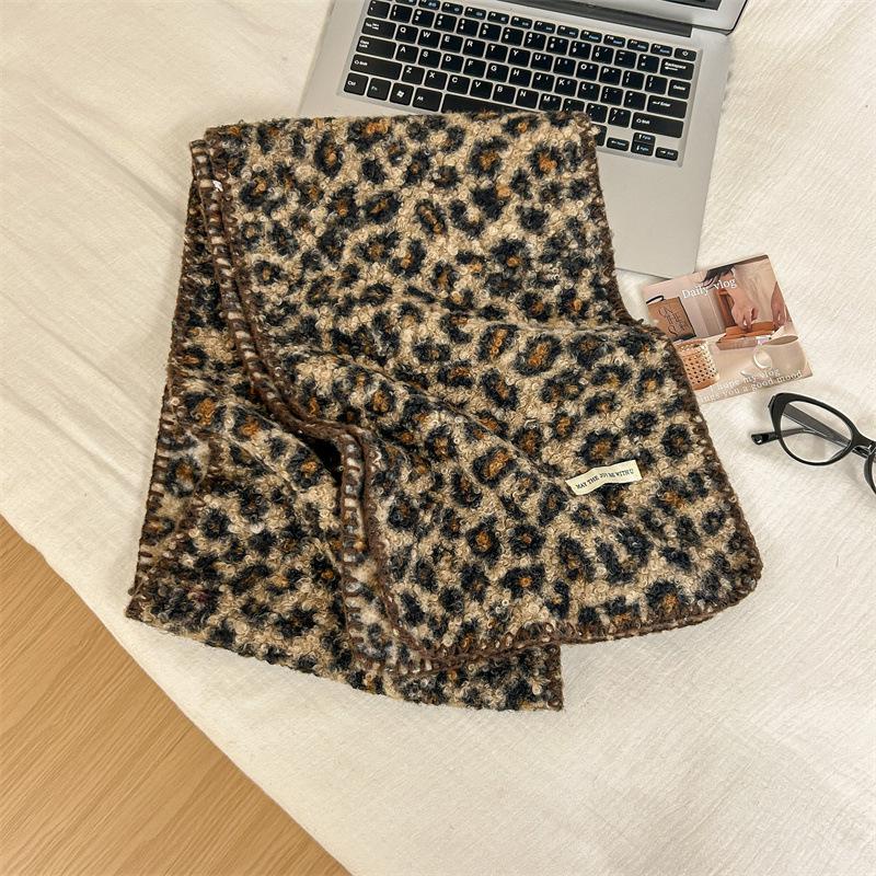 

Новый модный леопардовый узор из овечьей шерсти вязаный шарф для женщин зимний персонализированный универсальный теплый шарф для шеи 180*28cm