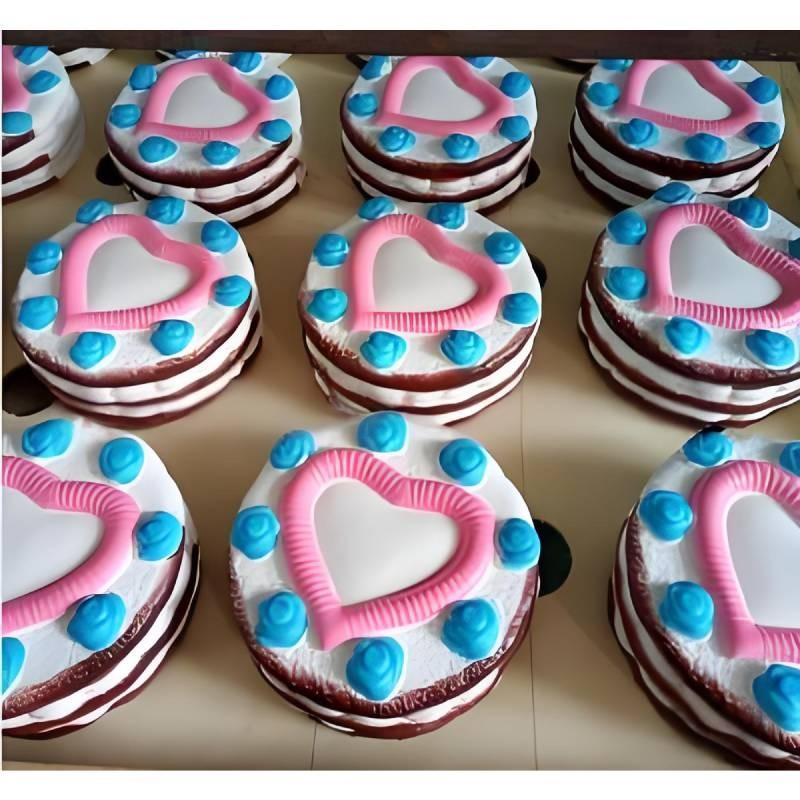 Realistic Shaped Heart Cake Toy Slow Rebound Stress Relief Craft Gift Children