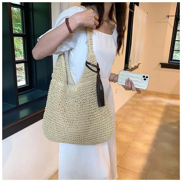 Fashion Large-capacity Straw Beach Bag Casual Shoulder Women's Bag Perfect for Everyday Use, Travel & Beach Outings
