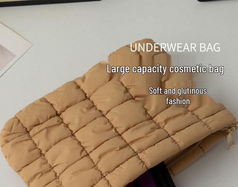 Trendy Women's Solid Color Pleated Makeup Clutch: Versatile, Fashionable, Stylish Plaid Bag