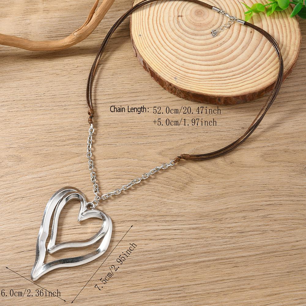 Fashion Exaggerated Big  Heart Pendant Necklace for Women Long Sweater Necklace Female Jewelry