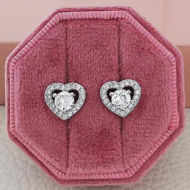 Exquisite Heart-Shaped Zircon Diamond Earrings – European & American Creative Fashion