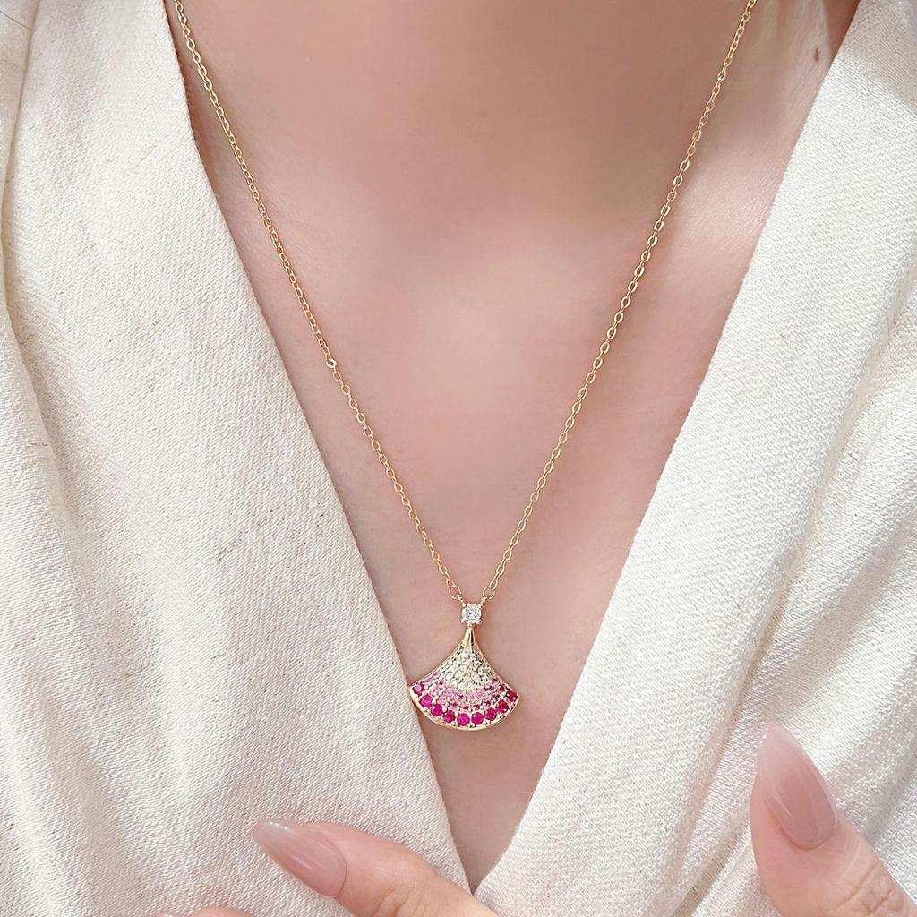Gradient Pink Skirt Necklace: Women's Luxury Fan-Shaped Clavicle Chain