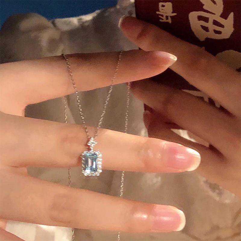 Vintage Sea Blue Zircon Square Pendant Necklace For Women Girls Delicate Clavicle Charm Chain Necklace Party Jewelry Accessories