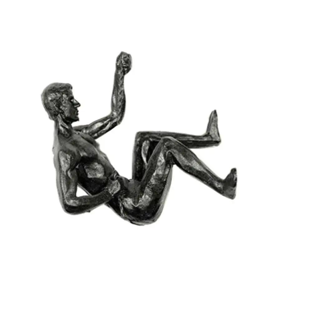 Athlete Rock Climbing Man Resin Background Wall Hanging Decoration Sculpture Statue Figures Creative Rock Climber Statue Pendant
