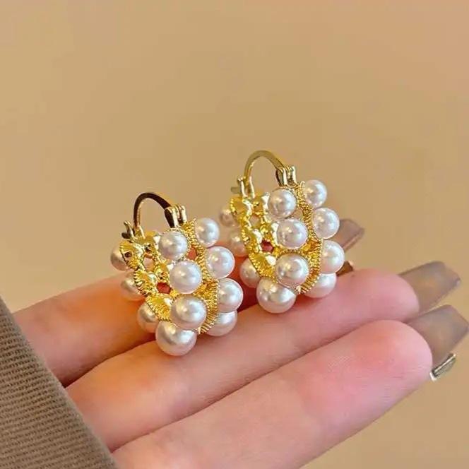 French Retro Classic U-Shaped Ear Buckles Women High Sense Exquisite Romantic Millet Bead INS Internet Celebrity Fashion Temperament Jewelry Gift