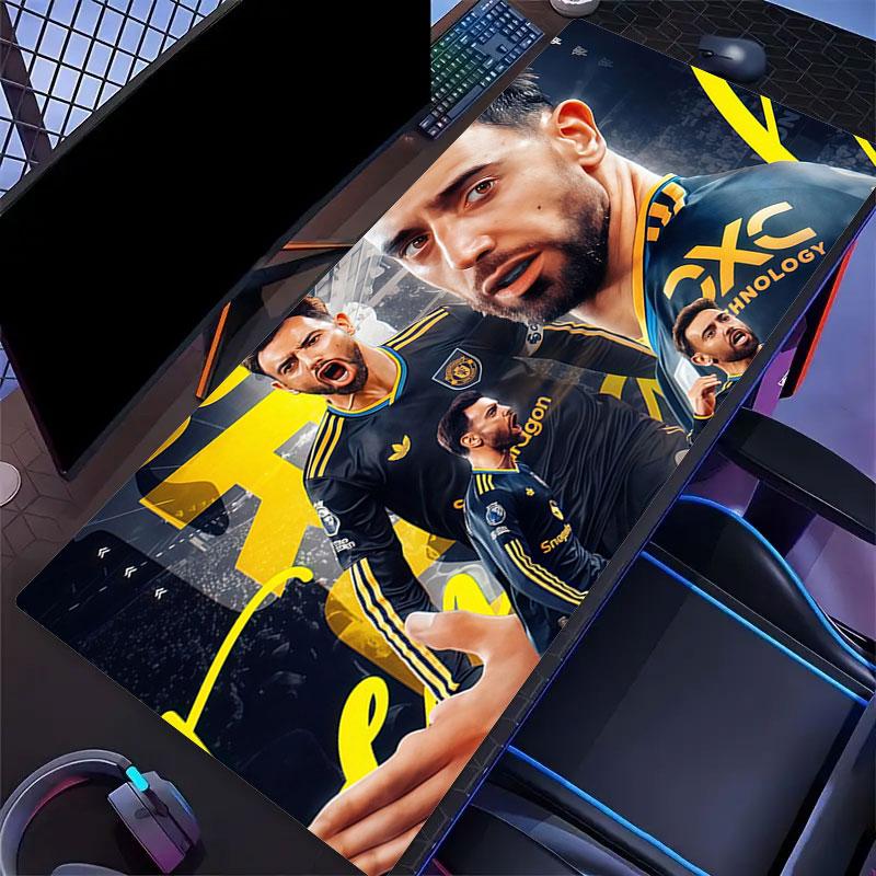 Bruno Fernandes Mouse Pad, Large Gaming Desk Mat, Non-slip XXL Mousepad for Laptop & Tablet, Mini PC Playmat with Stitched Edges