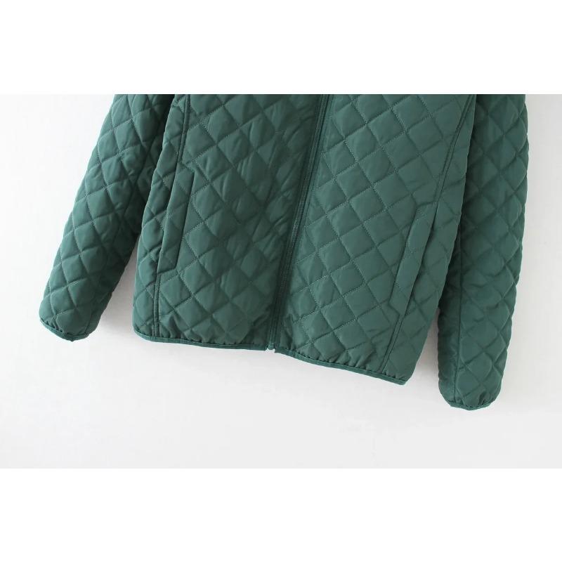 Женская куртка с капюшоном — фото 20