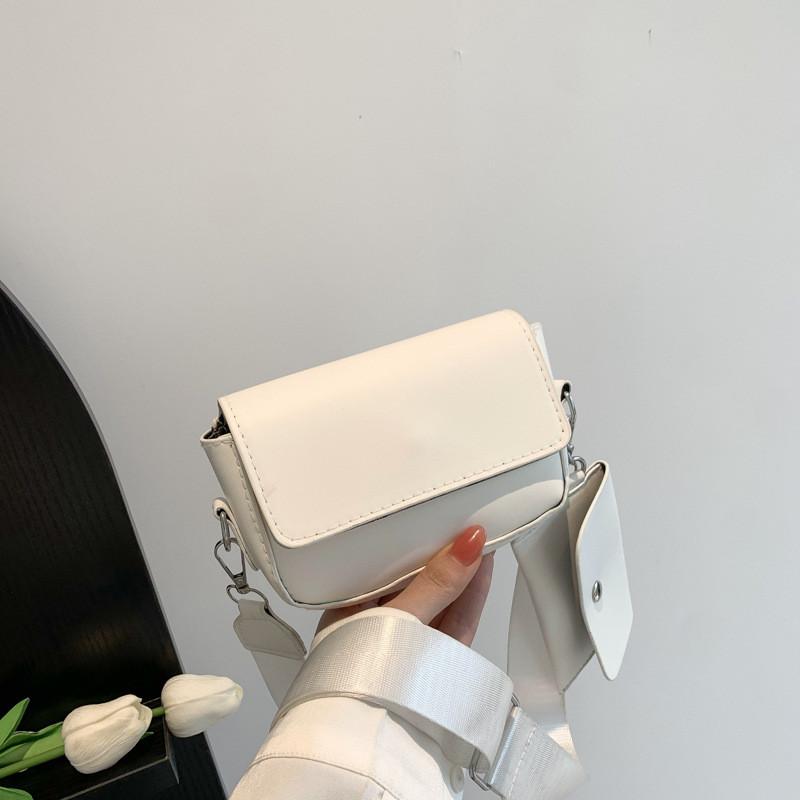 Trendy Fashionable Small Square Bag For Women Versatile Pu Shoulder Bag In Elegant Colors