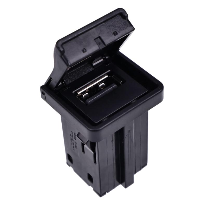 Car Radio Adapter 284H3-1FA0B Stereo 3.5mm USB Reader Plug Connector Adapter Car Stereo Accessories