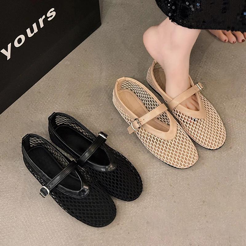 Flat Bottomed Hollowed Out Sandals for Women's Summer New Mesh Breathable Sandals, Fashionable Outerwear Soft Soled Single Shoe