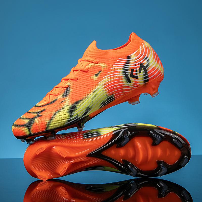 New Men Football Boots Sneakers Grass Cleats Soccer Shoes High-quality Outdoor Non-Slip Boys Match Hot-selling High-top Light