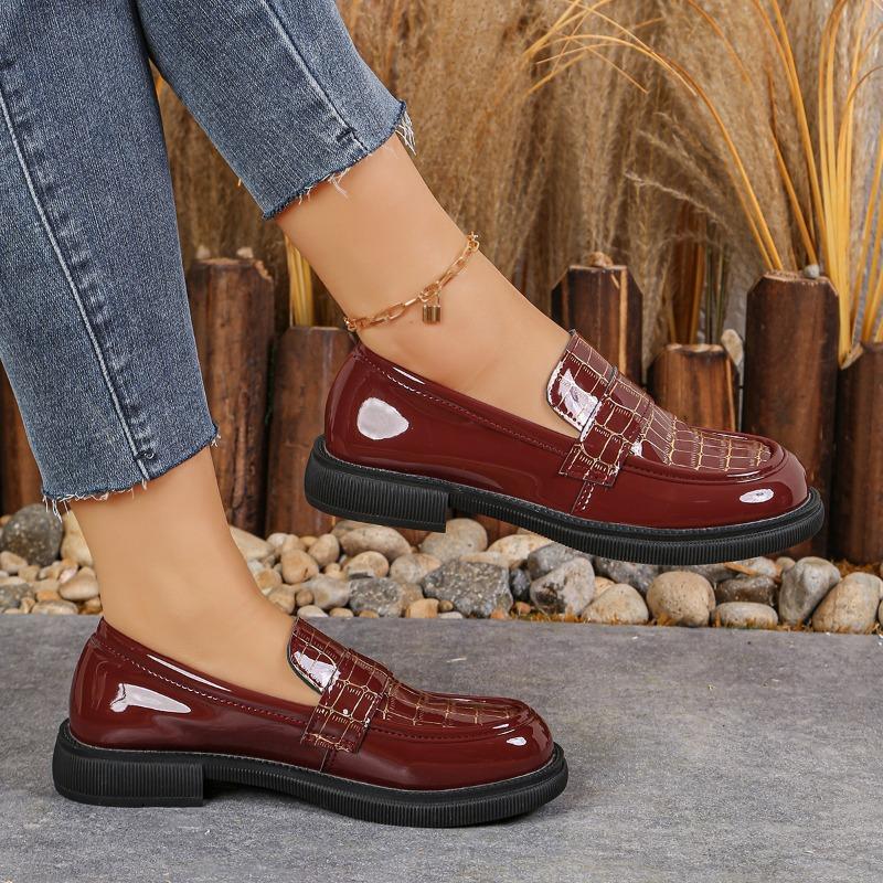 Women's Round-Toe Stone-Texture Thick-Soled Slip-On Loafers, British Style, Available In Large Sizes.