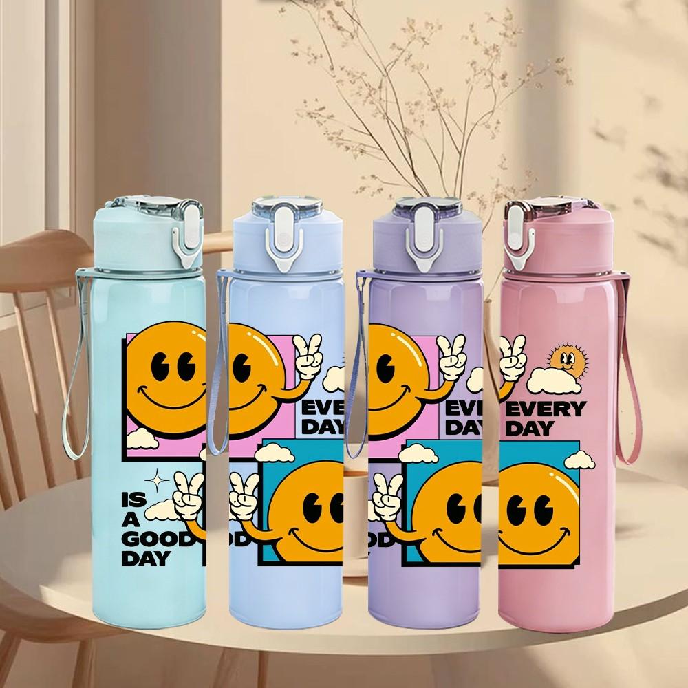 1PC Smiley Face Retro Pop Cartoon Pattern 750ml Color Plastic Sports Water Bottle Leakproof Flip Straw Lid Suitable for Sports Office Home Use