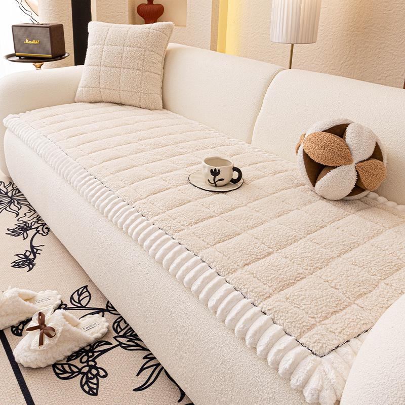 Nordic Style Thickened Sofa Cover New Lamb Wool Autumn Winter Non-Slip Durable Warm Skin-Friendly Straight Row Sofa Cover