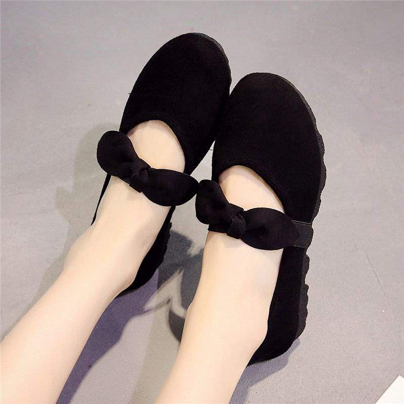 

Autumn old Beijing cloth shoes women s shoes single shoes flat black work shoes mother 41