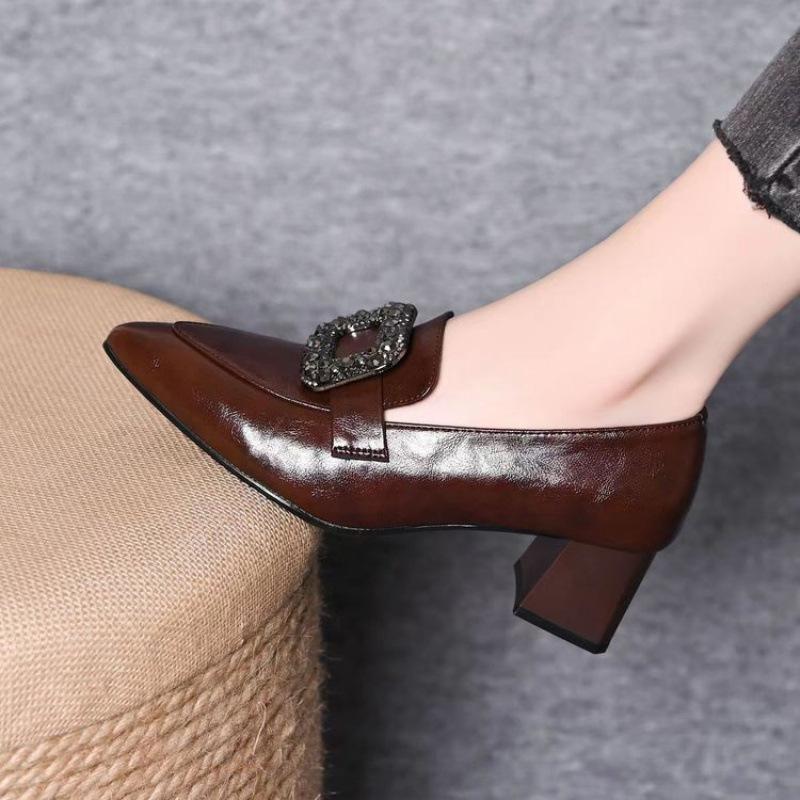

Comfortable pointed single shoes women s rhinestone square buckle soft surface versatile thick heel medium mouth French temperament medium heel four 40