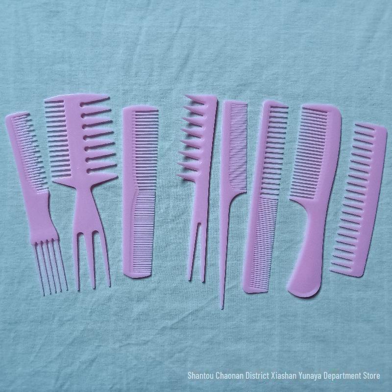 

Набор из восьми расчесок для укладки волос и макияжа для использования в студии