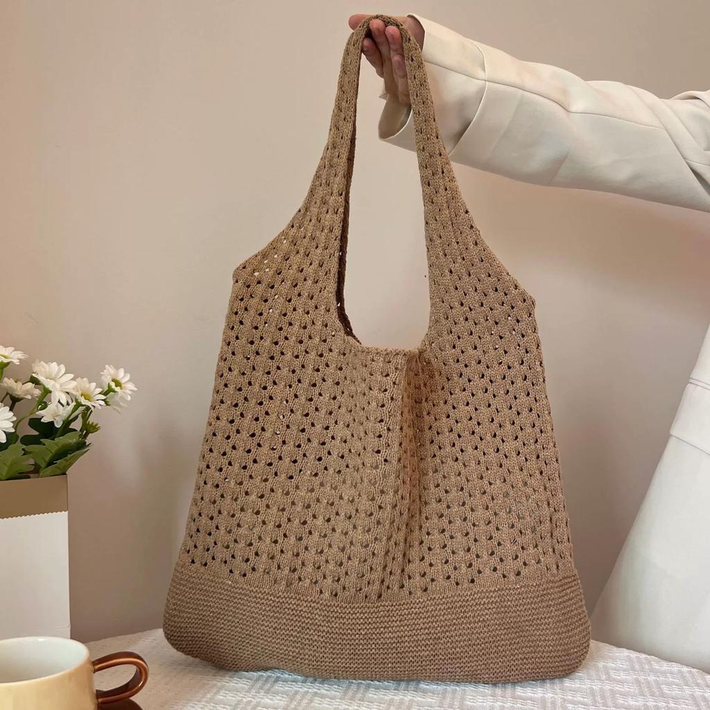 Summer super fire woven bag women's new literary and artistic style wool knitted vacation beach bag shoulder messenger bag