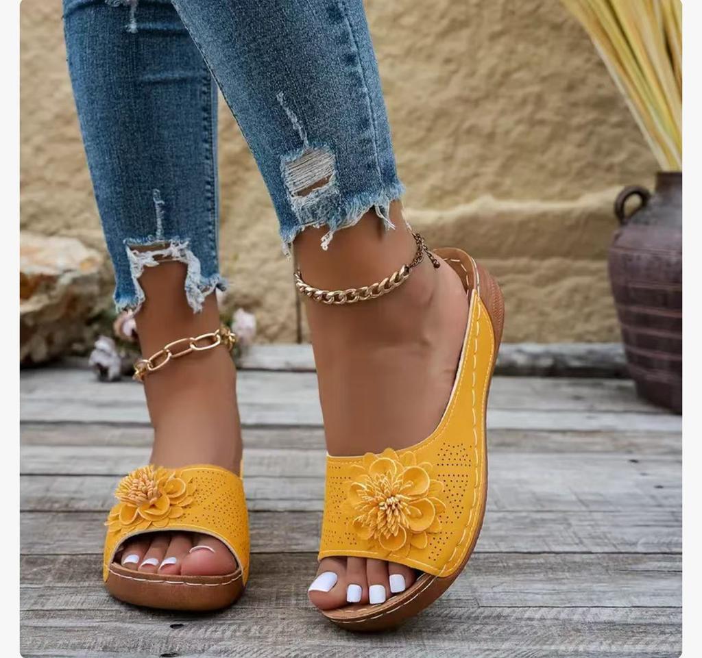 South East Asia Foreign Trade Large Size Thick Bottom Hollow One-word Slippers Women's Open-toed Flower Slope Heel Beach Cool Slippers