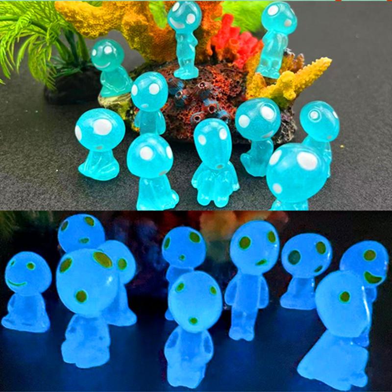 Glowing Alien Tree Spirit Resin Figurine - Creative Anime Micro Landscape Ornament