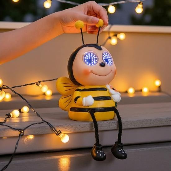 Animated Eyes Solar Lamp, Motion Sensor Solar Light with Moving Eyes for Garden, Garden Animals Figurine, Outdoor Waterproof Yard Decor