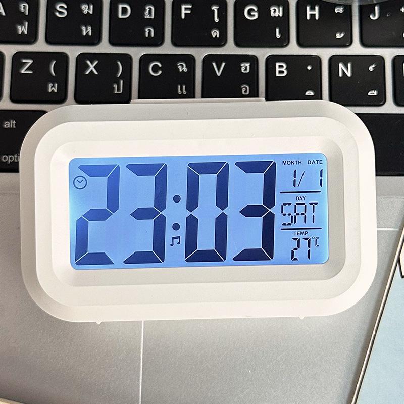 Luminous Cute Beaver Alarm Clock - Multifunctional Silent Desktop Clock with Timer for Dorms and Bedside.