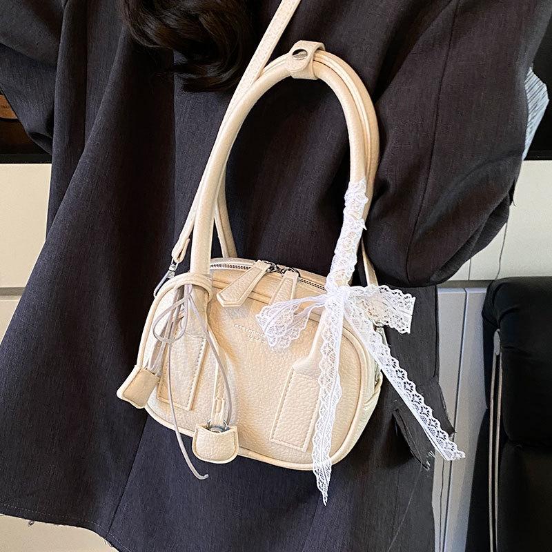 This Year's Popular Simple Lychee Pattern Texture Underarm Small Bag Female Korean Versatile Niche Design Commuter Messenger Bag