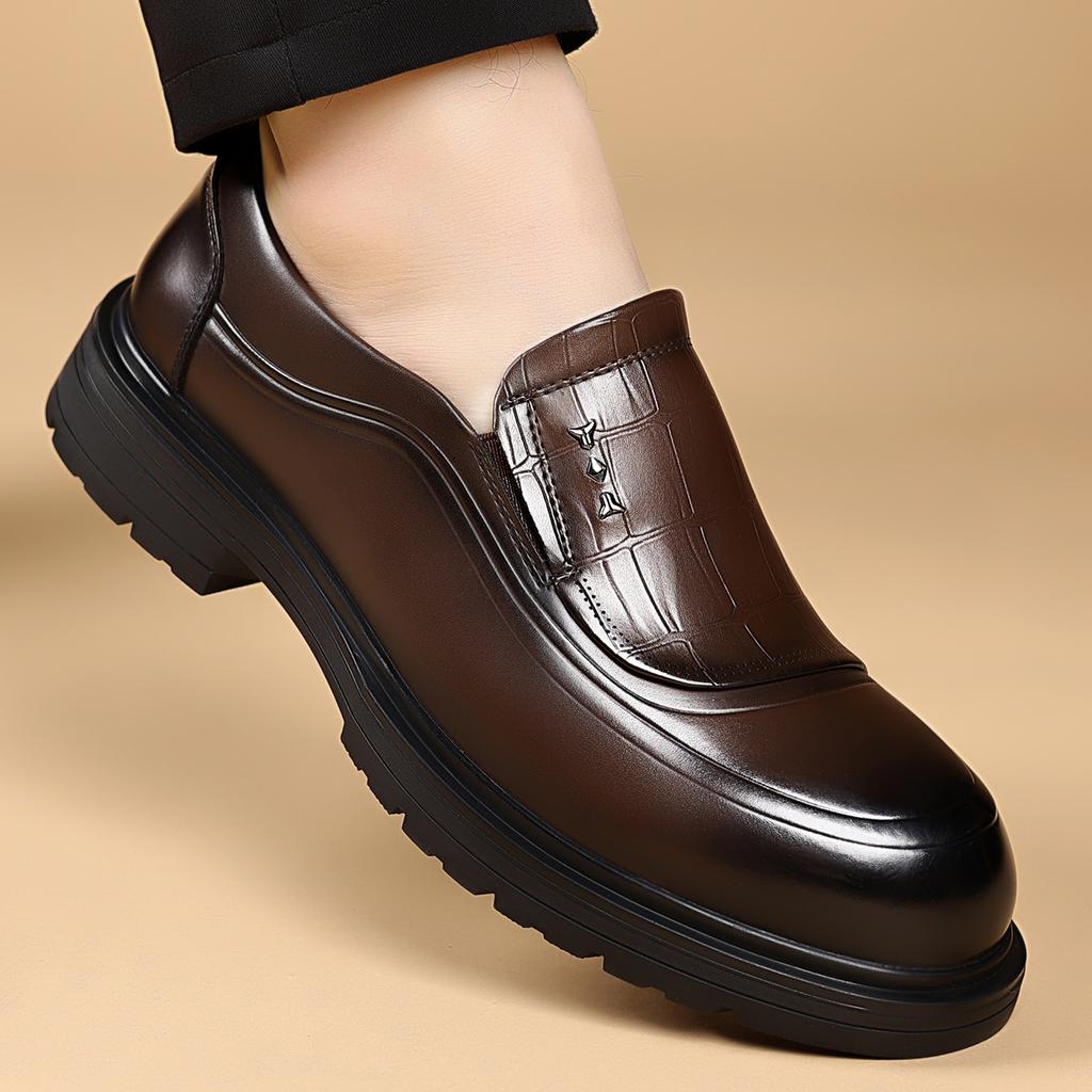 Men Business Casual Dress Shoes Classic Office Footwear for Work Commuting Meetings Weddings and Everyday Formal Wear