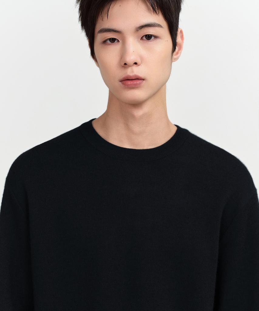 Musinsa Standard Minimal Crew Neck Knit [Black]