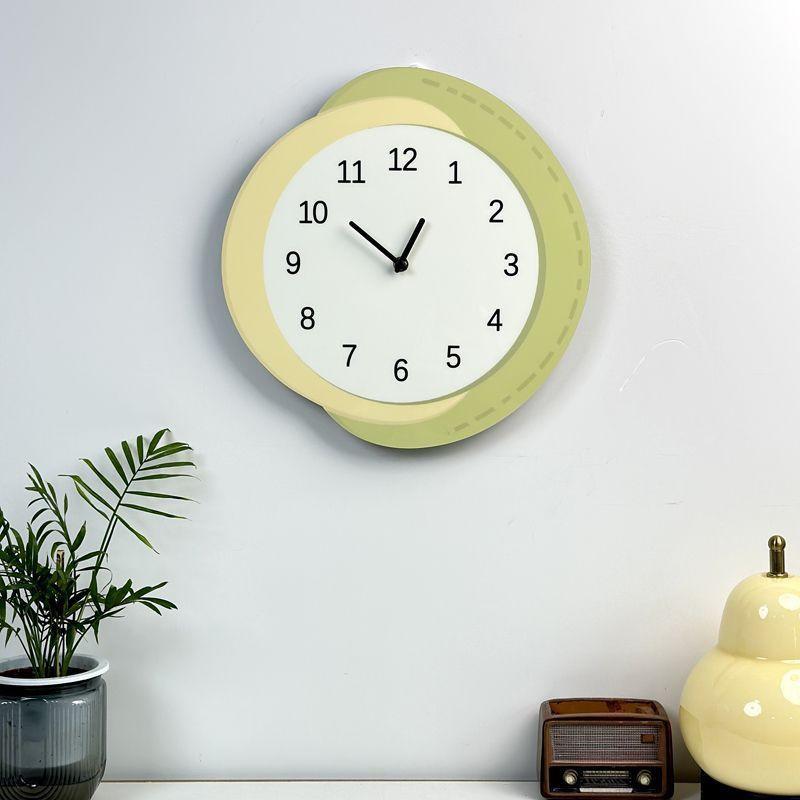 Modern Simple Light Luxury Art Clock Fashion Decoration Personalized Wall Clock Home Restaurant Silent Creative Clock