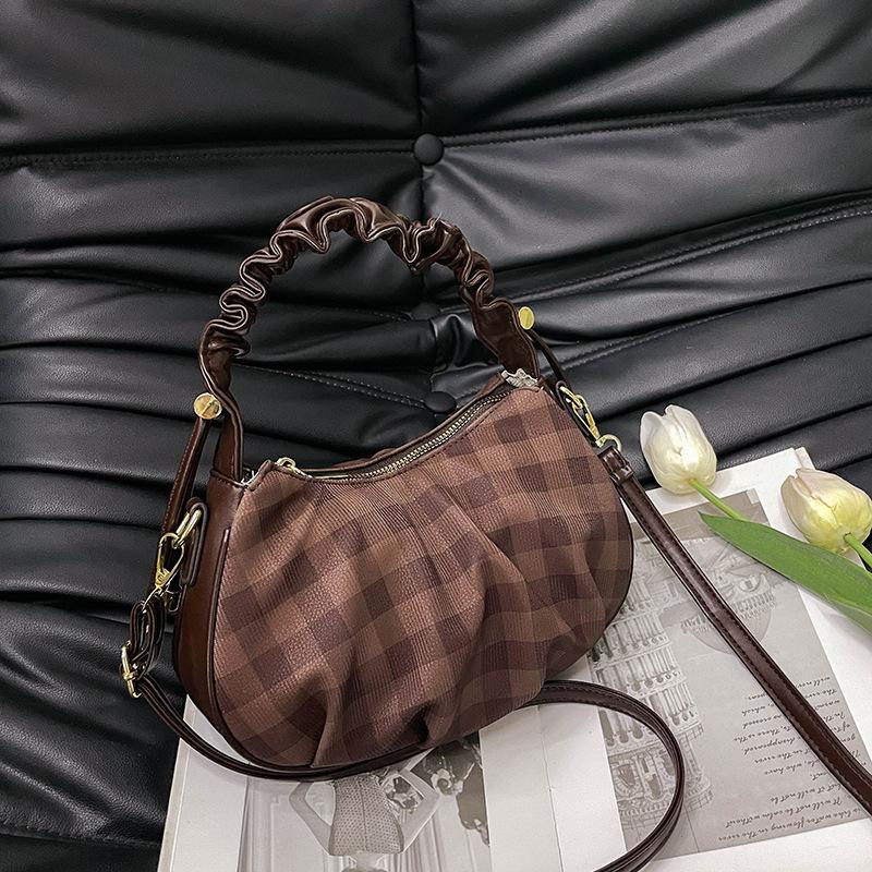 

Нишевая плиссированная портативная сумка-пельмень женская новая высококлассная универсальная сумка через плечо модная дорожная сумка-мессенджер кофейный