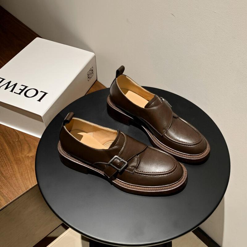 

New women s leather large size loafers round head low heel non-slip fashion sheepskin women s shoes wear black single shoes in all seasons 40 коричневый